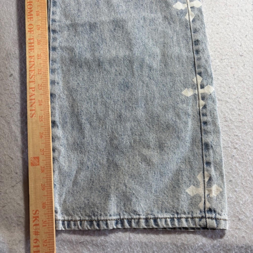 WHITE FOX Women's L Light Wash Wide Leg Jeans Cross Embellishment Cotton - Picture 8 of 12